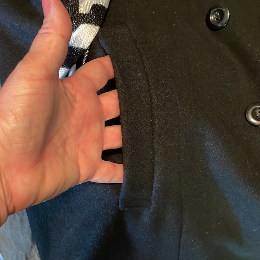 Coat - Picture 5 of 11